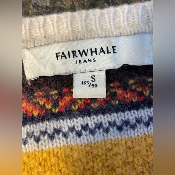 Fairwhale Cozy Cabin Crewneck Sweater S - Picture 5 of 8